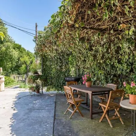 Antzela's Town House Corfu Semesterbostad