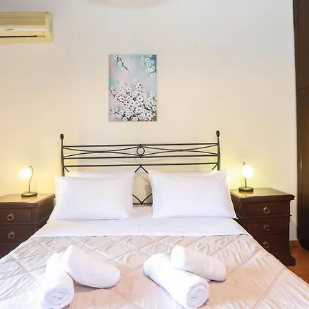 Semesterbostad Antzela's Town House Corfu Alepou