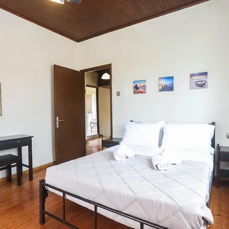 Semesterbostad Antzela's Town House Corfu Alepou