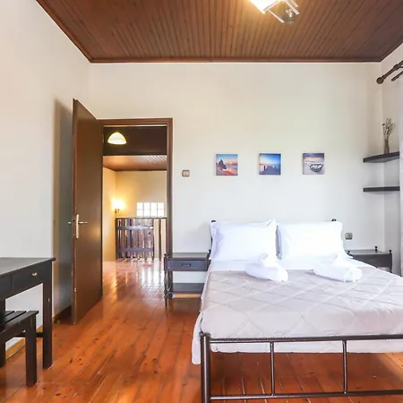 Antzela's Town House Corfu Alepou
